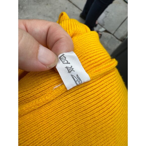 Vintage Tiger Sportswear Gold Sleeveless Knit Top Vest Scoop Neck 70s 80s Sz 52 - Picture 9 of 9